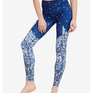 Last chance- FP movement Sunny Bandana leggings